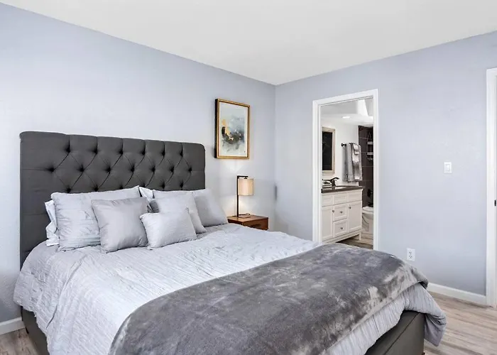 Cozy 1bd In Of Old Town Heated Hottub