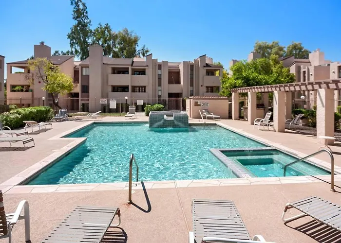 Cozy 1bd In Of Old Town Heated Hottub Dom wakacyjny *